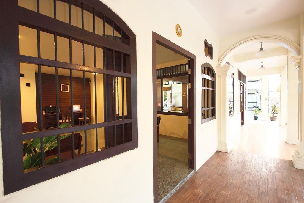 Phuket Heritage Hotel Карон Экстерьер фото